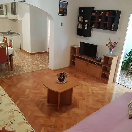 House With A Parking Space - 11795 Zadar